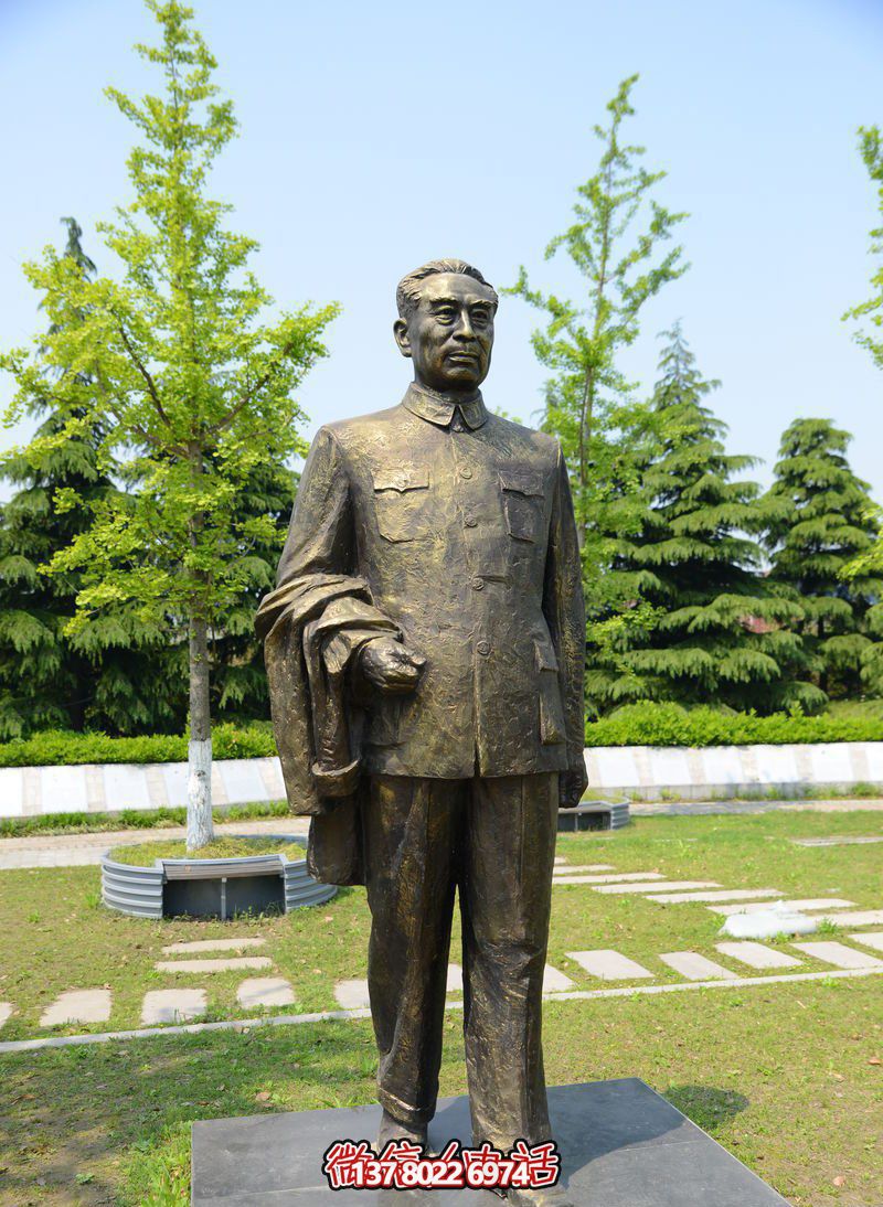 紀念周恩來偉人雕塑，緬懷歷史，見證輝煌