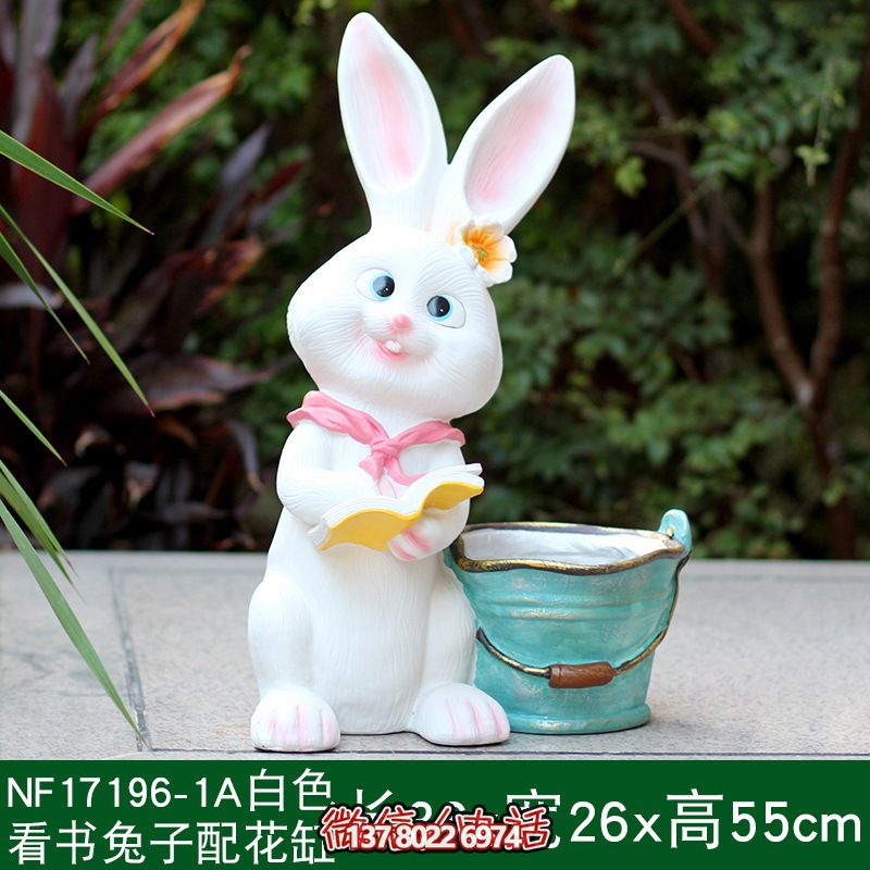 玻璃鋼兔子雕塑，為公園增色