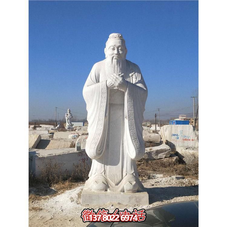校園大理石雕像，傳承孔子思想