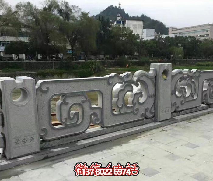 復古鏤空花紋欄桿，防護河道街邊青石