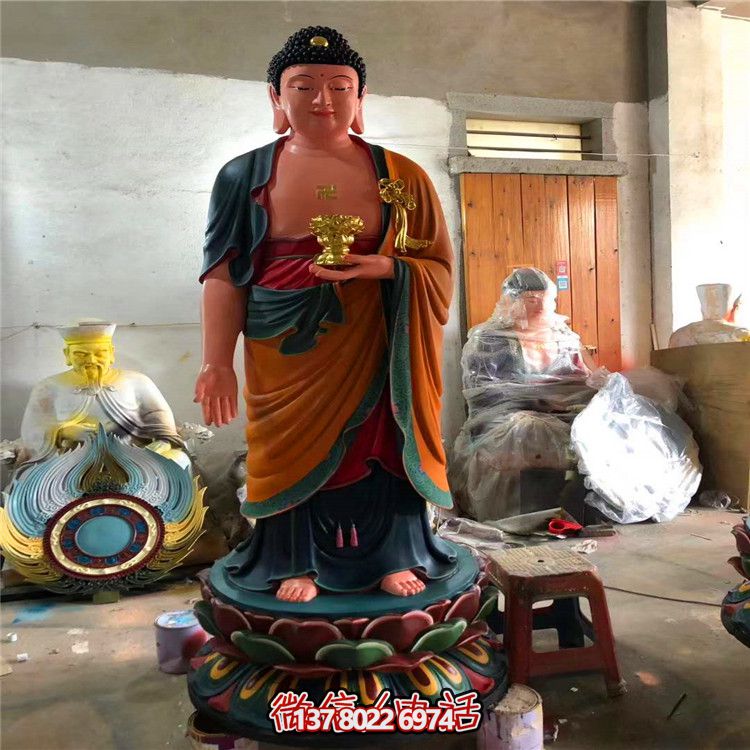 玻璃鋼彩繪神佛三圣雕塑，為景區大型景觀裝飾品