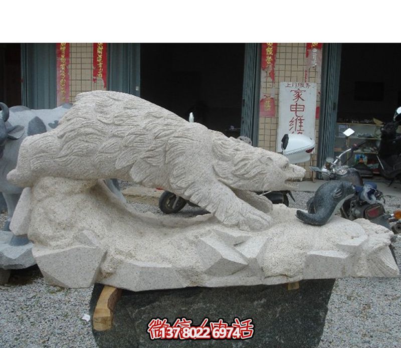 北極熊玻璃鋼雕塑，讓街道邊擺放創意爬行玻璃